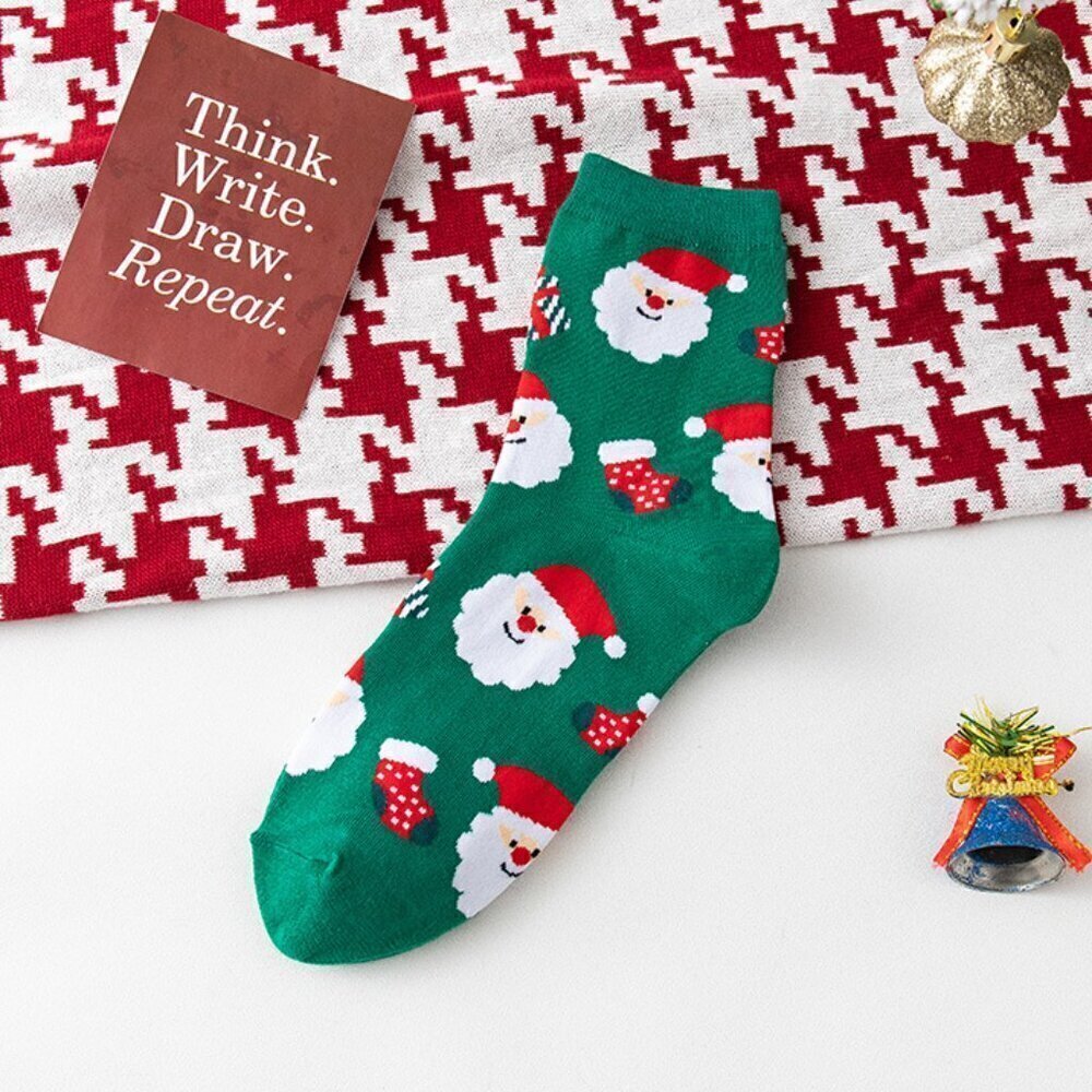 Christmas Santa and Stocking theme Women's Nylon Cotton Jacquard Crew Socks